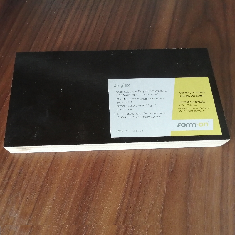 Фанера ламінована опалубна 2,5*1,25м. 15мм UNIplex
